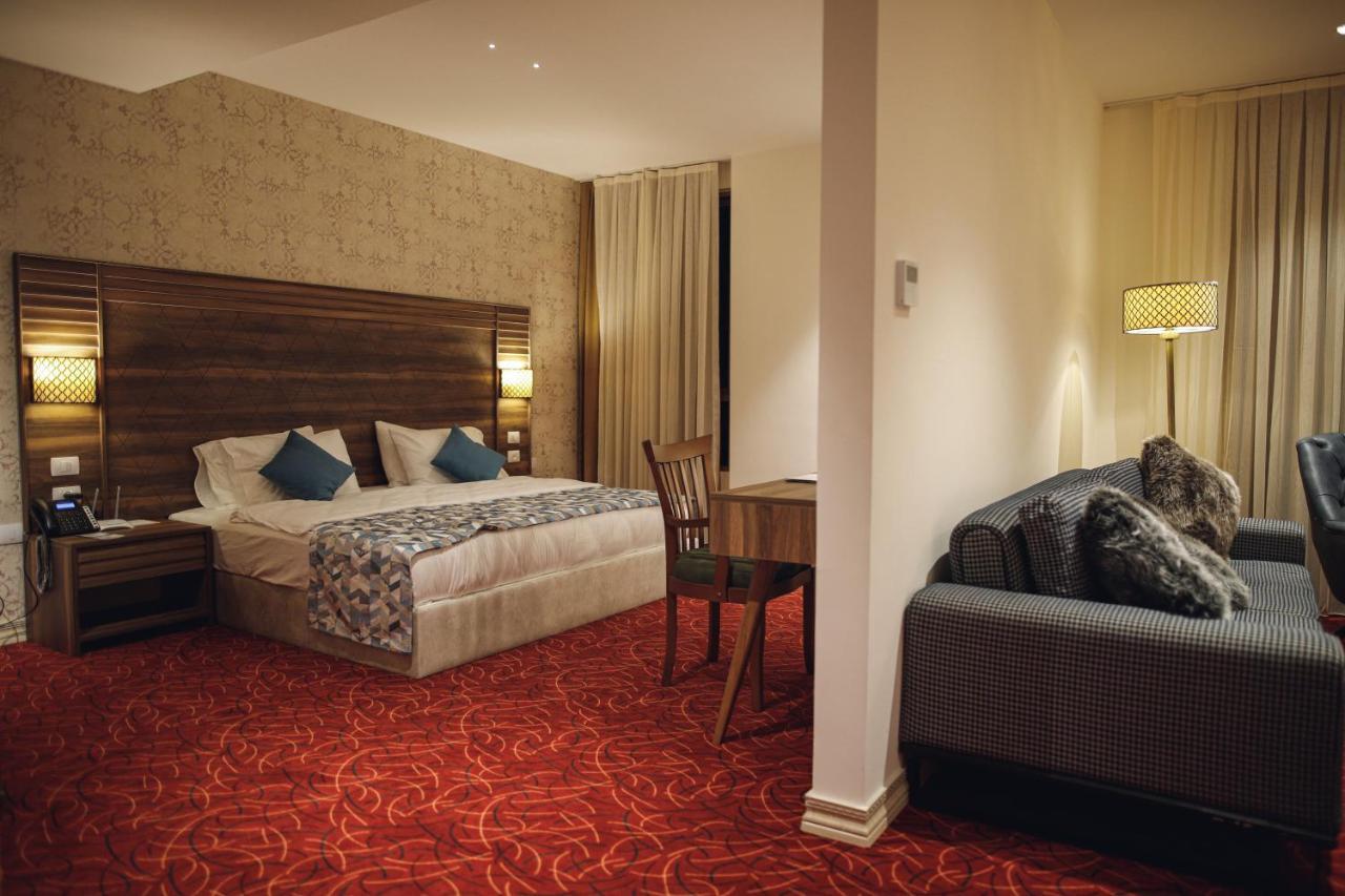 Yaldiz Palace Hotel Nablus Esterno foto
